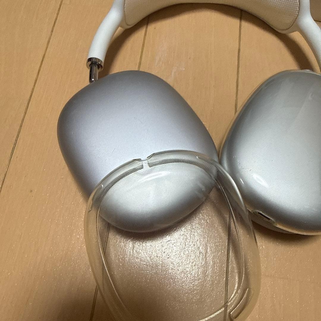 ヘッドホン AirPods max