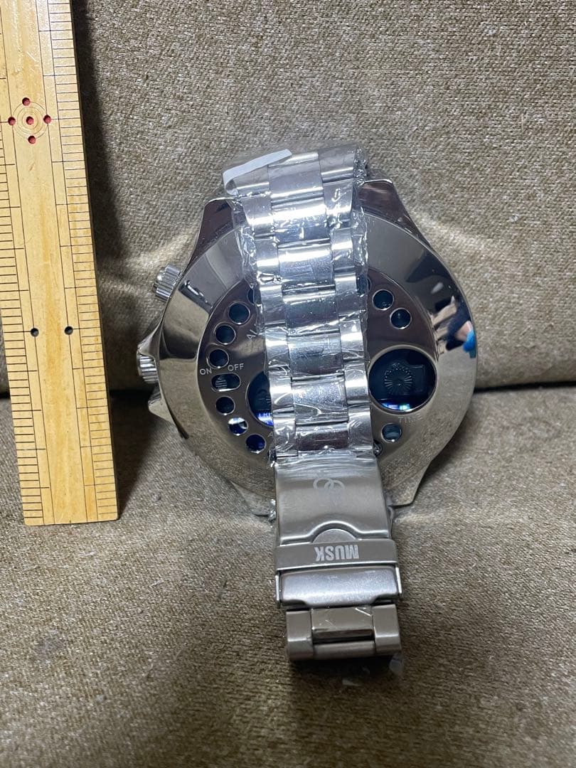 【レア！】musk 腕時計型置き時計　大きい腕時計　動作確認済み　アラーム