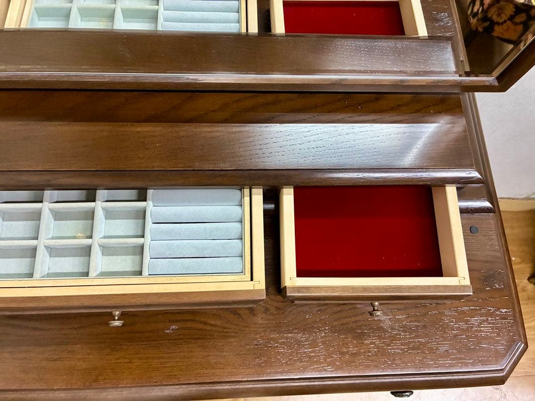 みくり☆管365☆カリモク☆最高峰ドマーニ☆クィーンズライフ☆ドレッサー