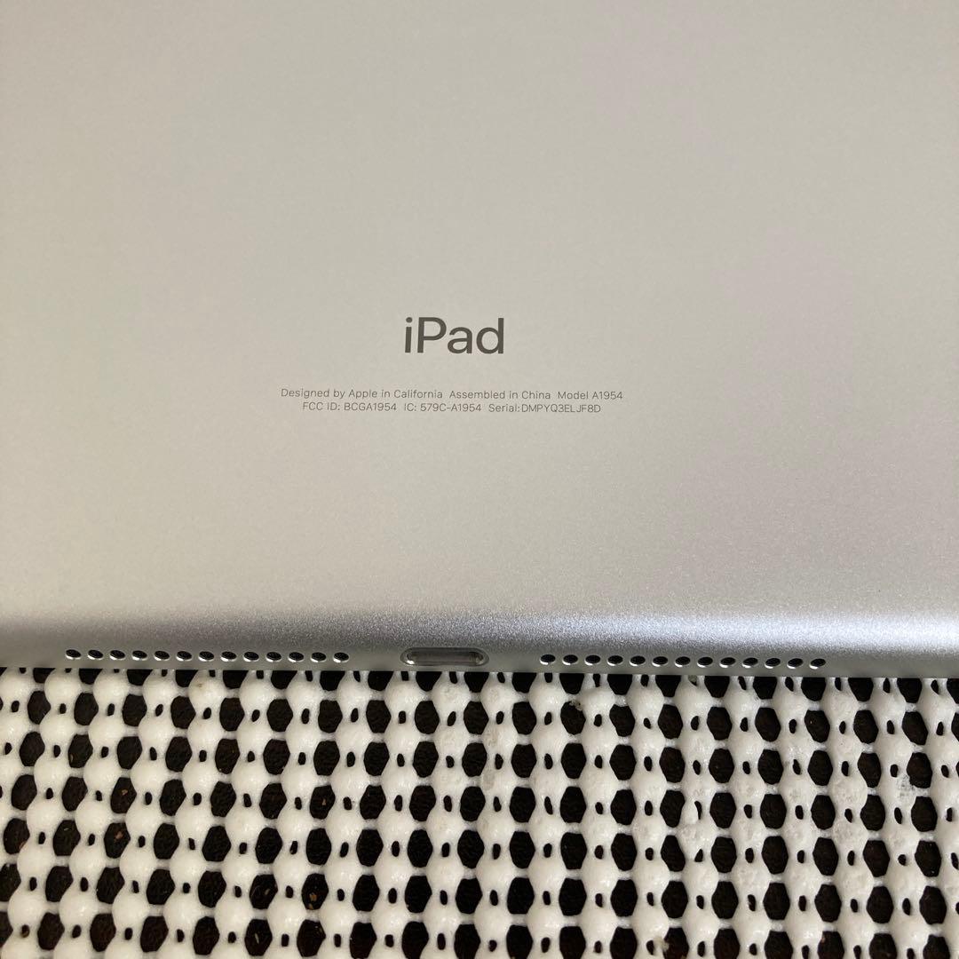 63【早い者勝ち】電池ほぼ新品☆iPad6 第6世代 32GB SIMフリー☆