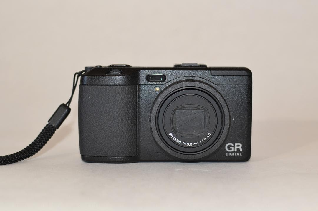 RICOH GR DIGITAL Ⅳ（革ケース・他付属品付）