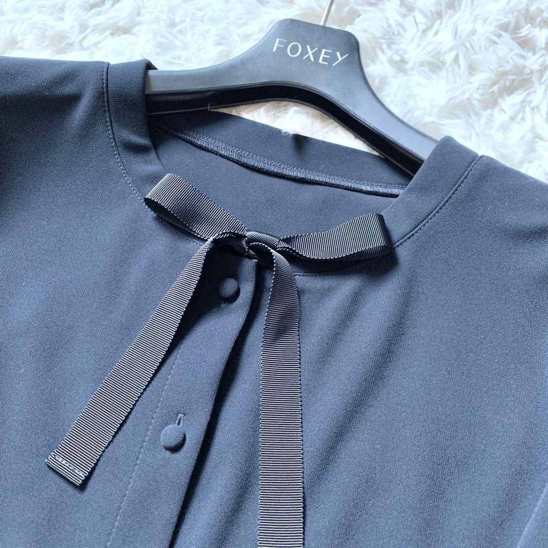 未使用級✨フォクシーニューヨーク LADY BOW カーディガン 袖ロゴ