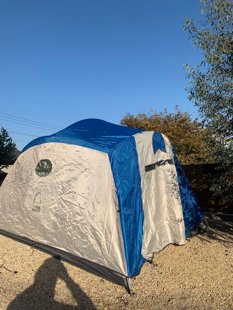 SIERRA DESIGNS YAHI4 ドーム型キャンプテント 青と白