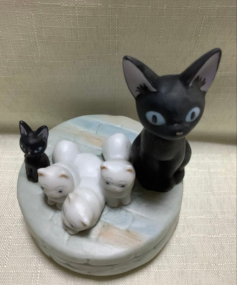 ［廃盤品・レア］ジブリ　魔女の宅急便のジジ一家　ジジと子猫たち　オルゴール
