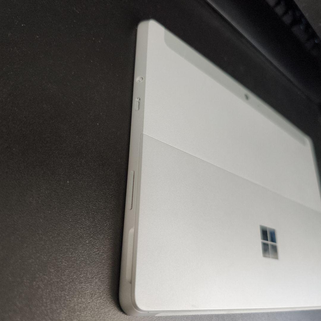【画面割れ】Surface Go4 256G モデル2067
