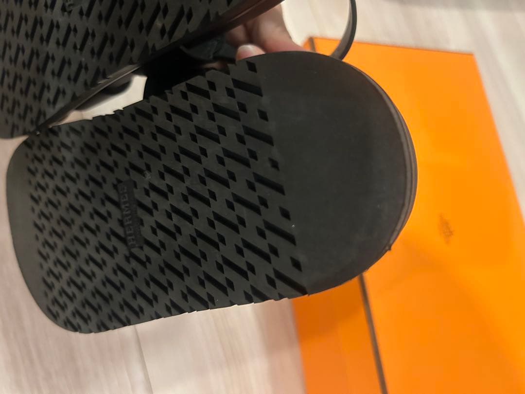 HERMES ブラックサンダル　美品