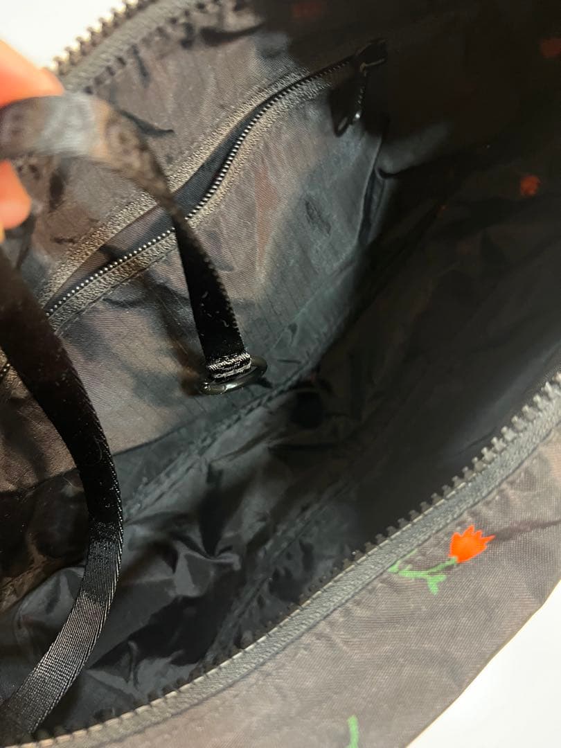 BAGGU ミディアムナイロン クレセントバッグ 花柄