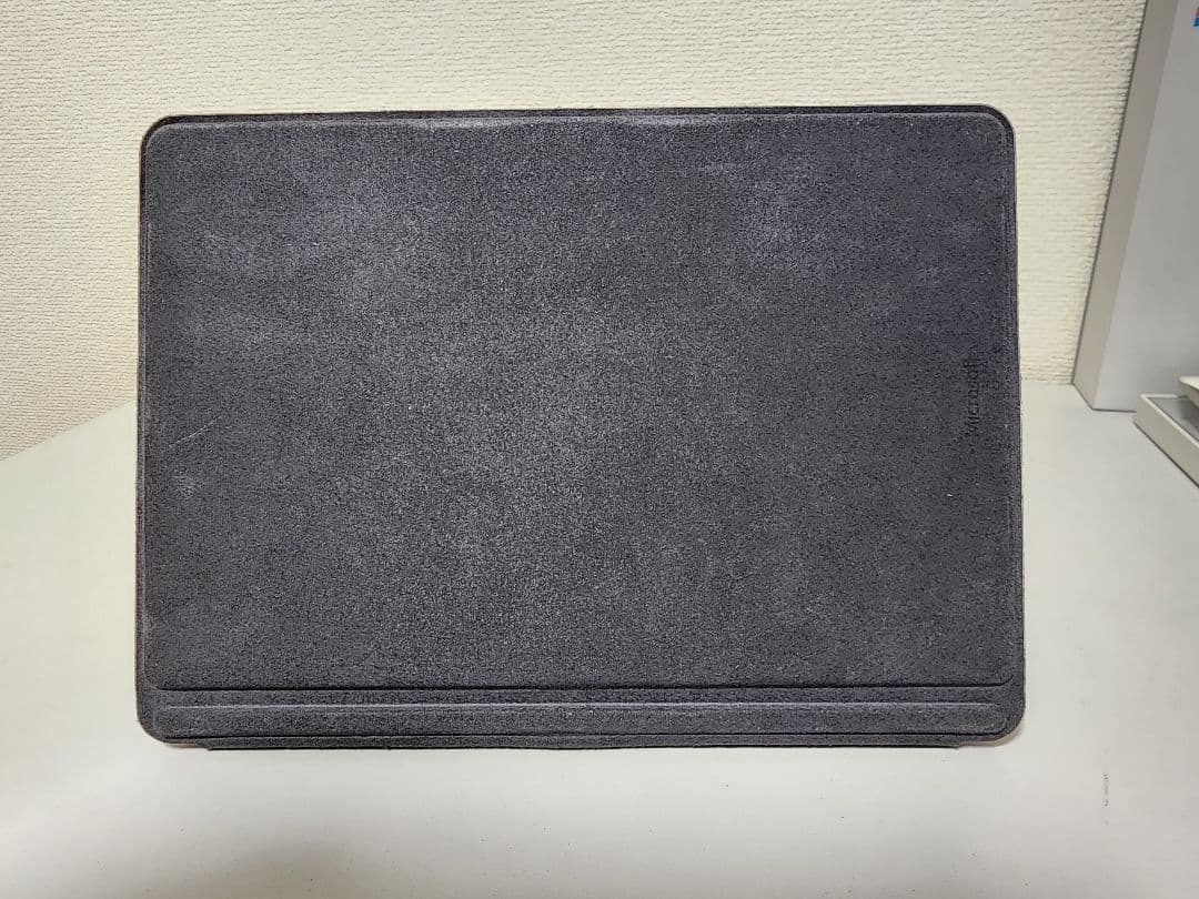 美品　surface Go 2 1926 充電51回　office