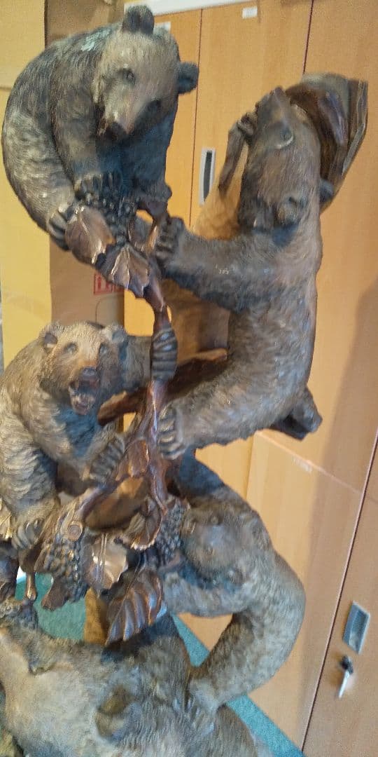 値下げしました！熊の彫刻