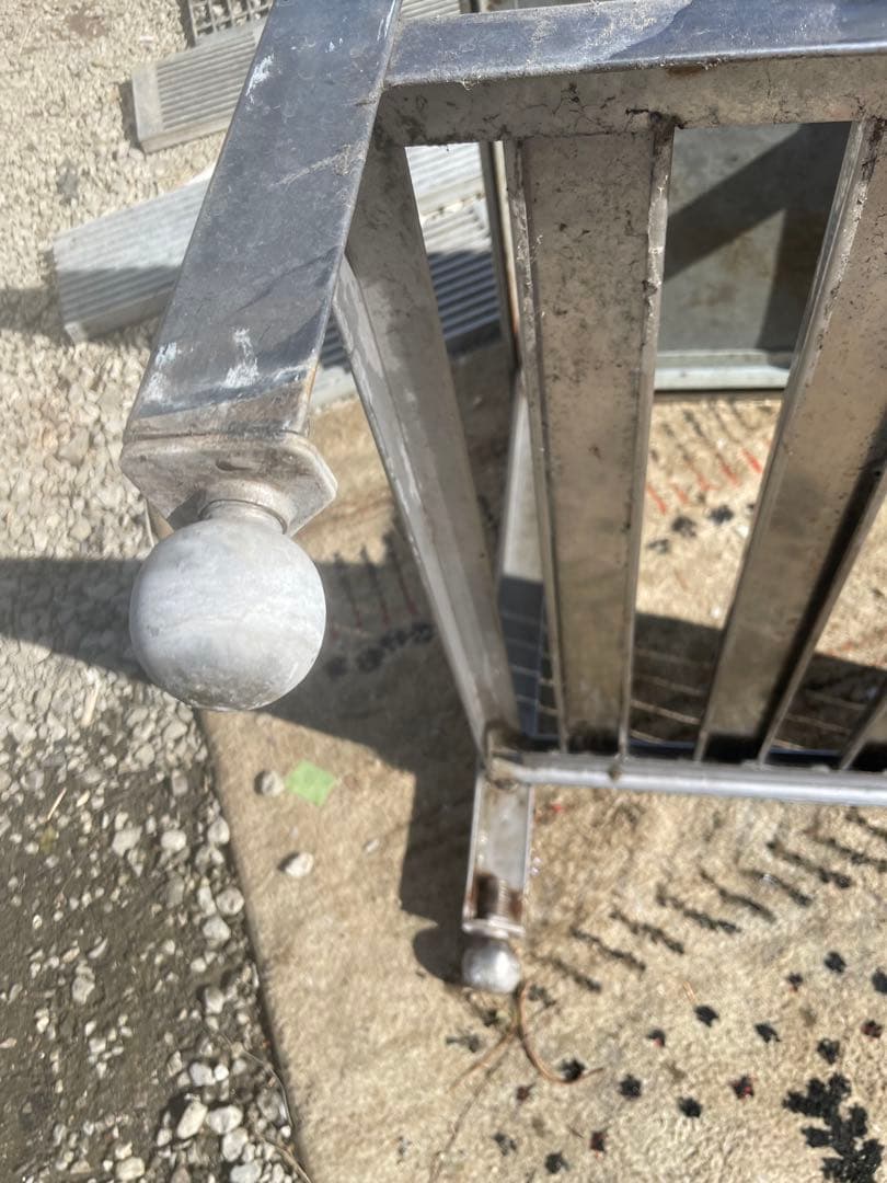 送料込み 厨房用品 調理台作業台下棚付き高さ60＊60＊70cm