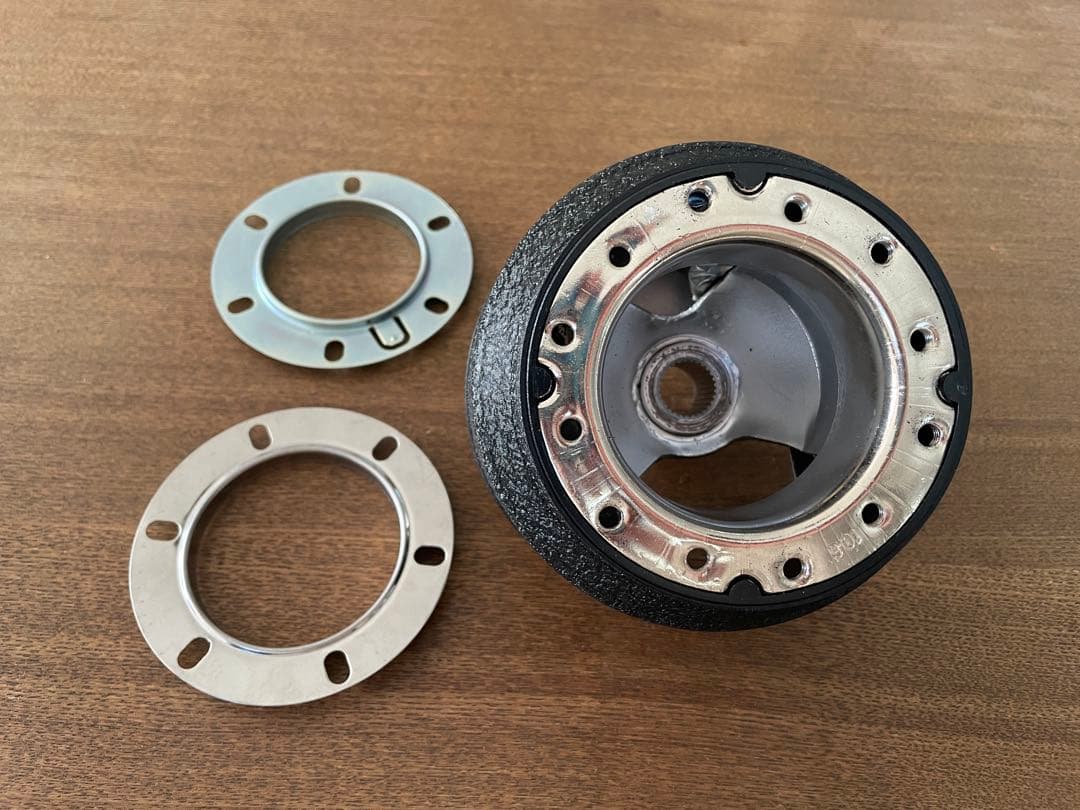 ミニマルヤマ ローバーミニ用ステアリングボス'97以降