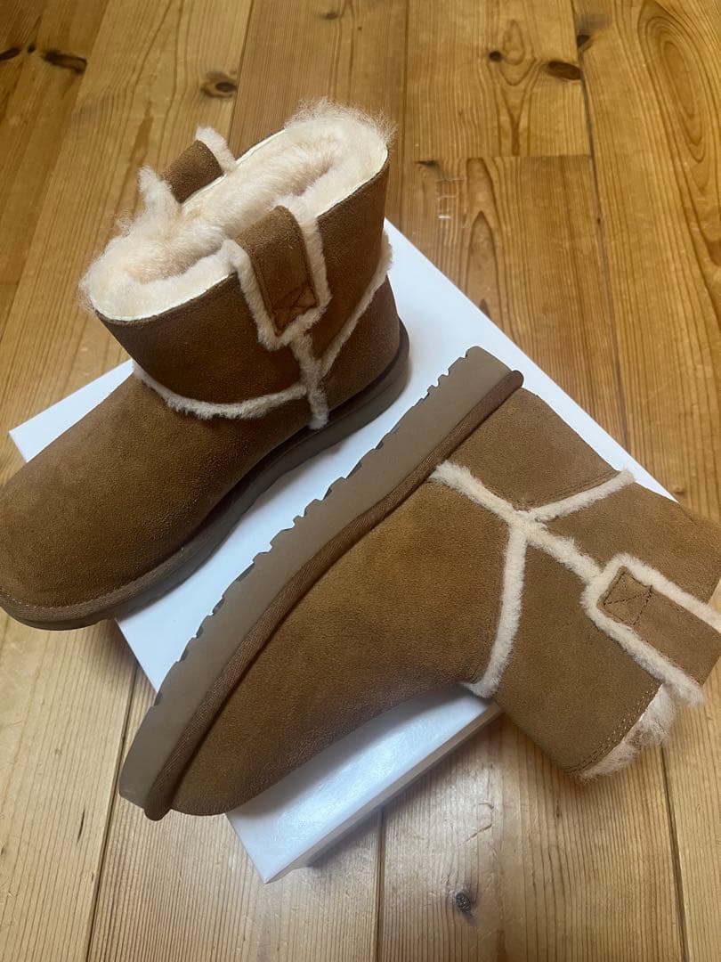 G*e様 【新品】UGG ブラウン ムートンブーツ　24cm