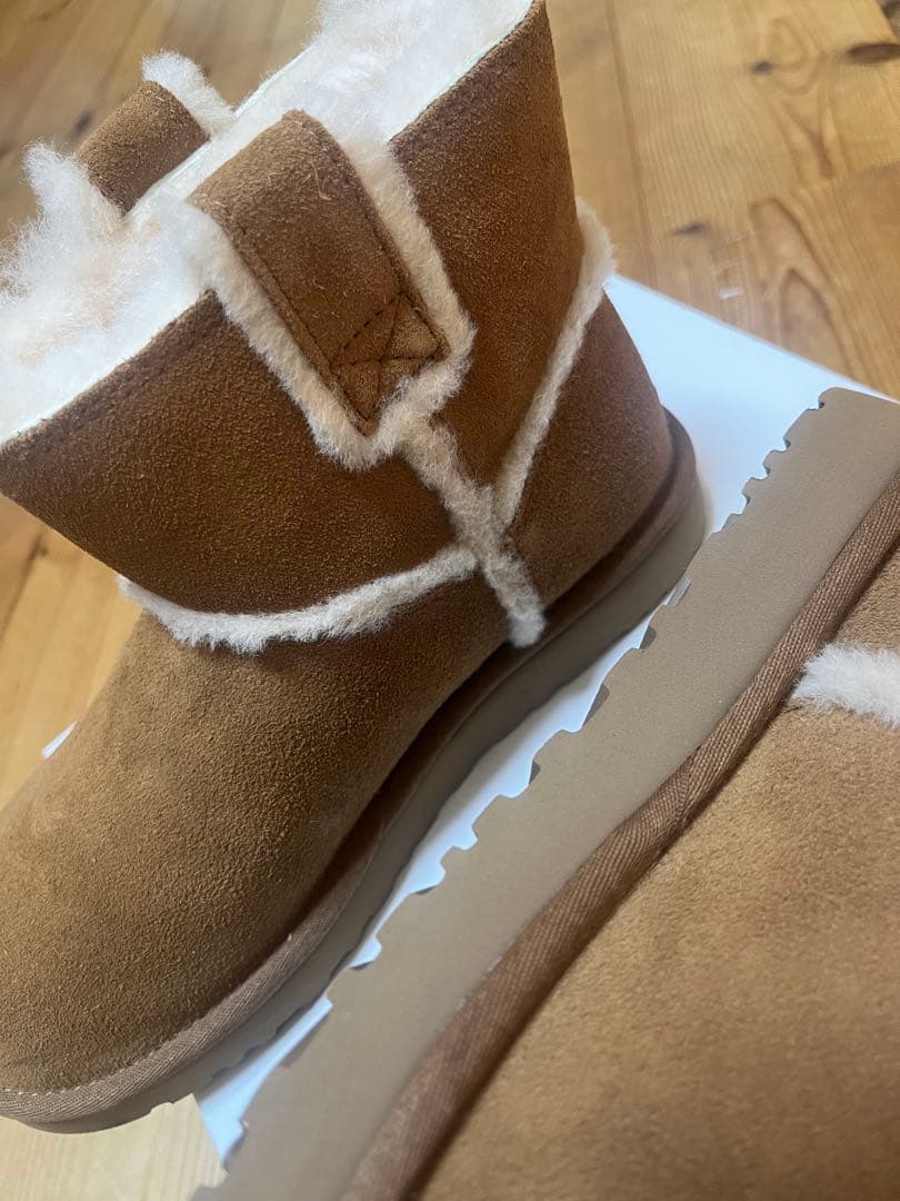 G*e様 【新品】UGG ブラウン ムートンブーツ　24cm