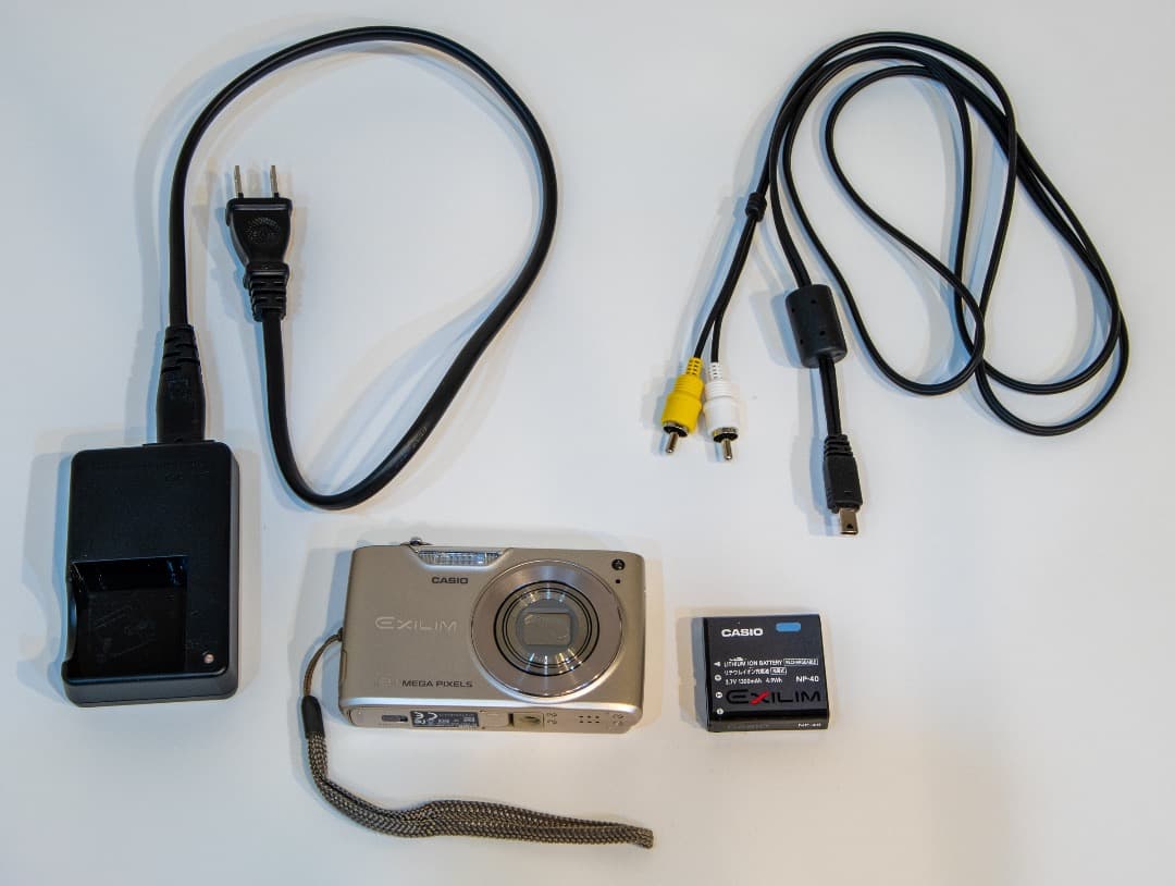 CASIO カシオ　EXILIM EX-Z450　コンデジ