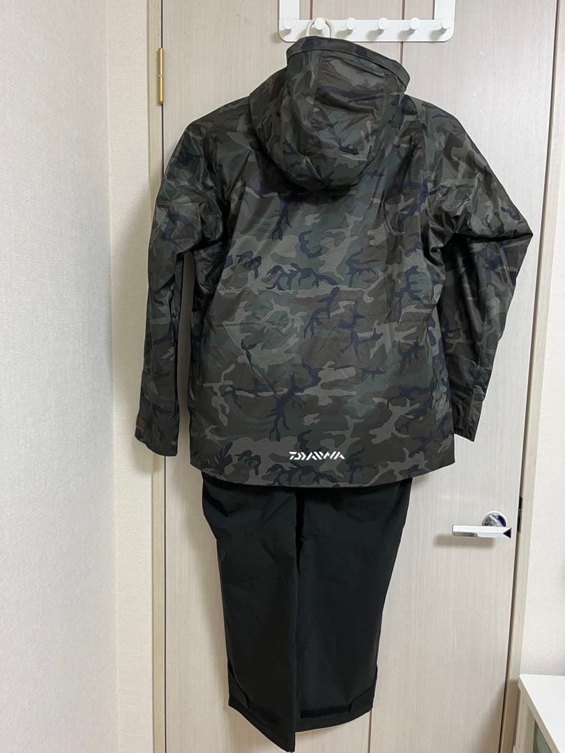 【新品未使用】ダイワ 防寒服DW-3524 レインマックス(RAINMAX)