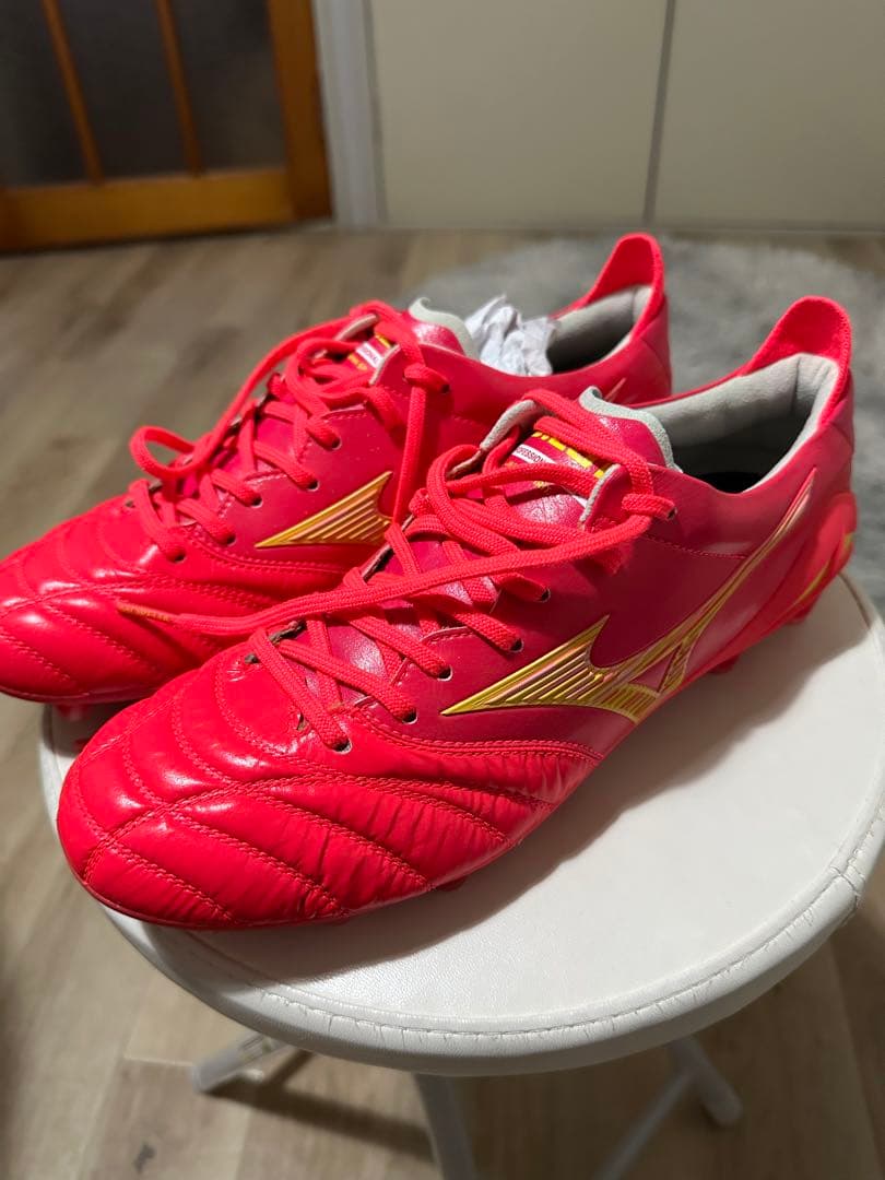 モレリアネオ4 ミズノ　スパイク　限定品