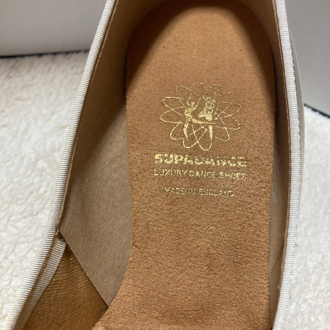SUPADANCE 社交ダンス　モダンシューズ　ホワイトサテン⭐︎最終価格⭐︎です