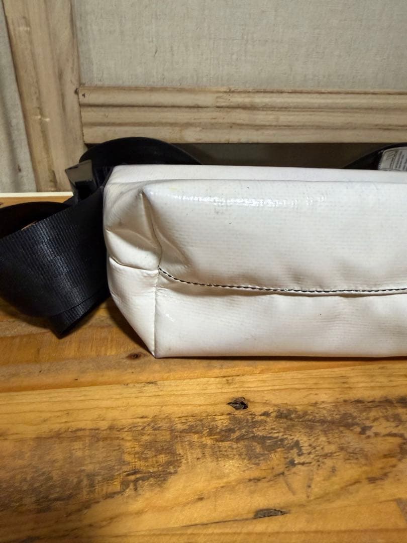 FREITAG フライターグ　hawaii ホワイト