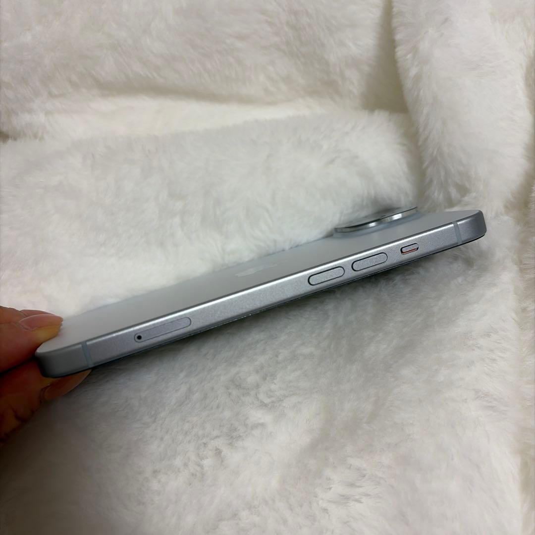 iPhone15本体256GB ブルー　SIMフリー　バッテリー86% 付属品
