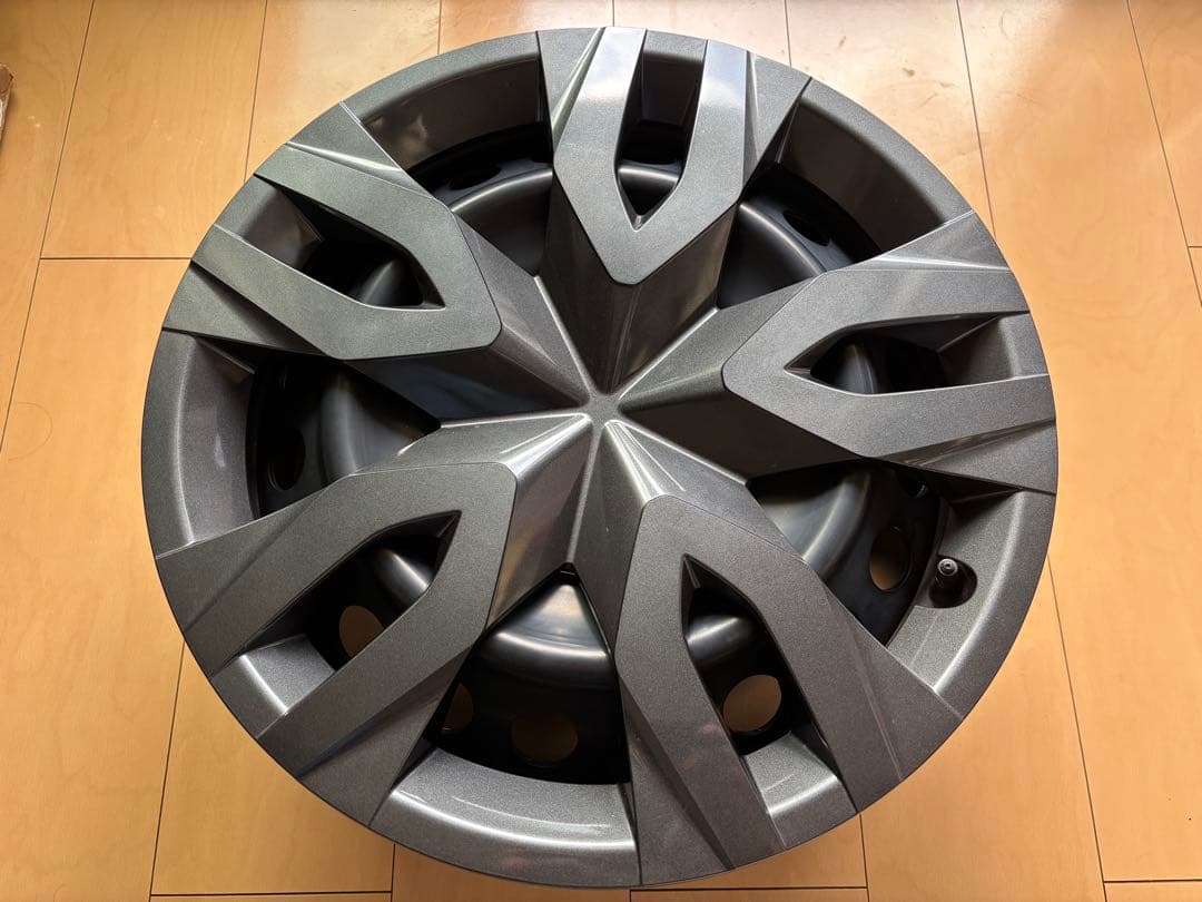 【送料込み】トヨタ60系プリウス 純正スチールホイール