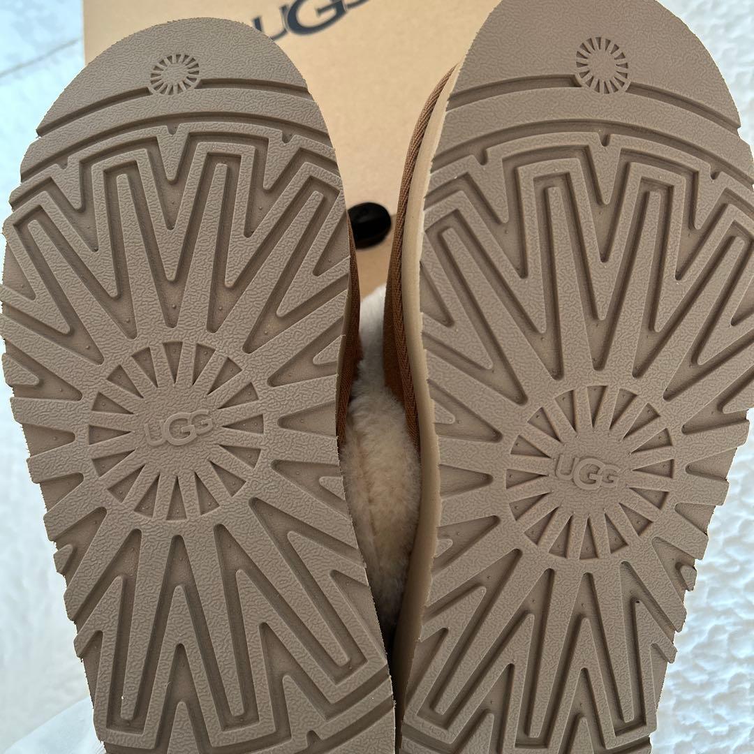 【UGG】FUNKETTE ファンケット サンダル チェスナット25cm