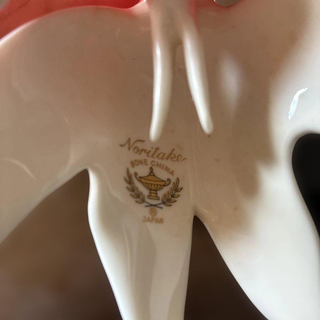 ノリタケ　金魚　台座付き オールドノリタケ　ボーンチャイナ