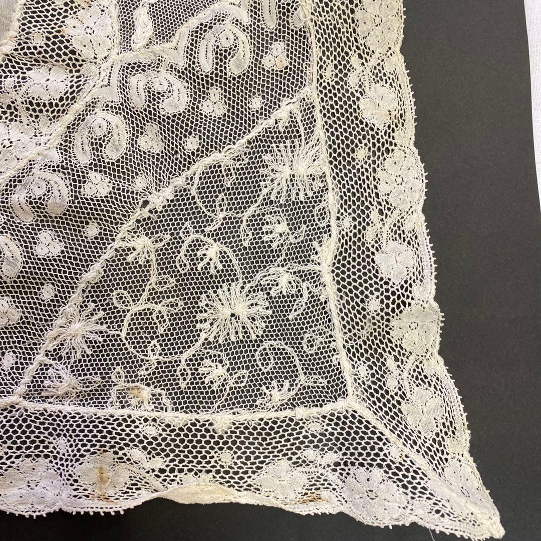 アイボリー花柄レース