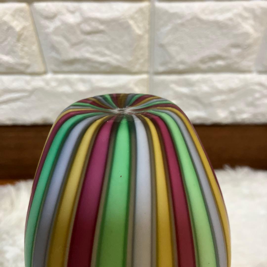 一輪挿し　花瓶　ベネチアンガラス調