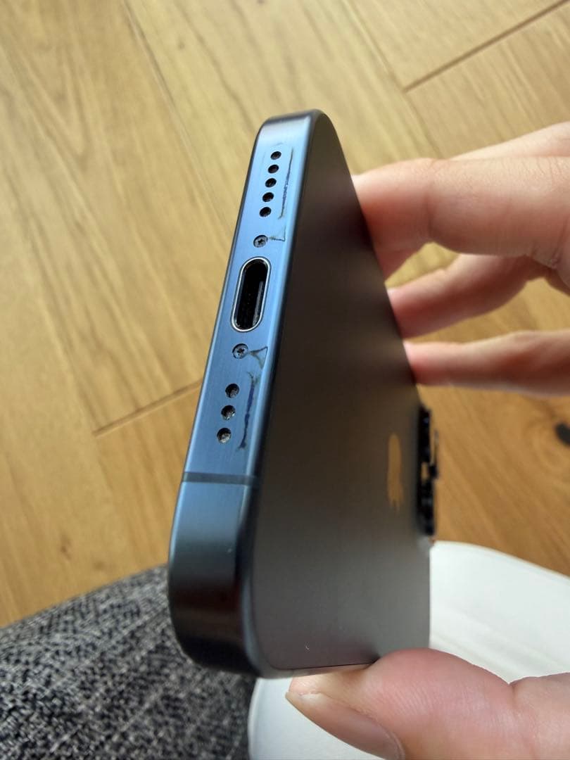 iPhone 15 pro ブルーチタニウム　128GB【中古美品】