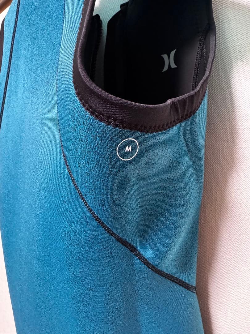 新品未使用品 Hurley【タッパー】 (SizeM)