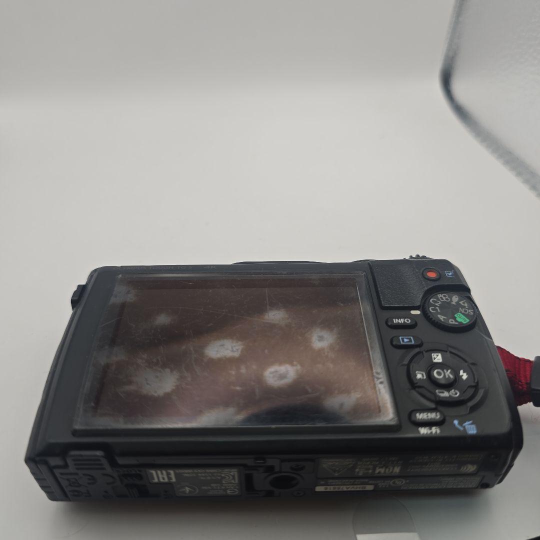 Olympus Tough TG-5 4K デジタルカメラ