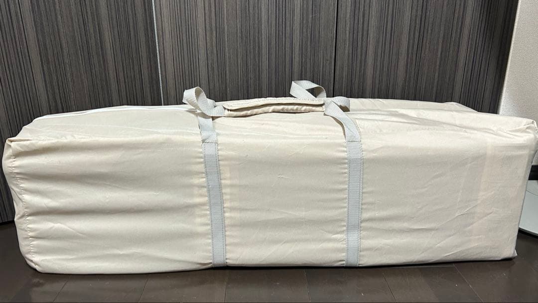 【値下げ】アップリカ　ココネル　折りたたみ式ベビーベッド