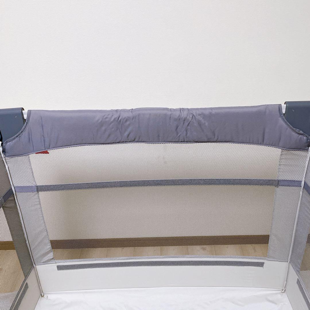 アップリカ　ココネルエアーAB　グレー　ホワイト　ベビーベッド　ベビーサークル