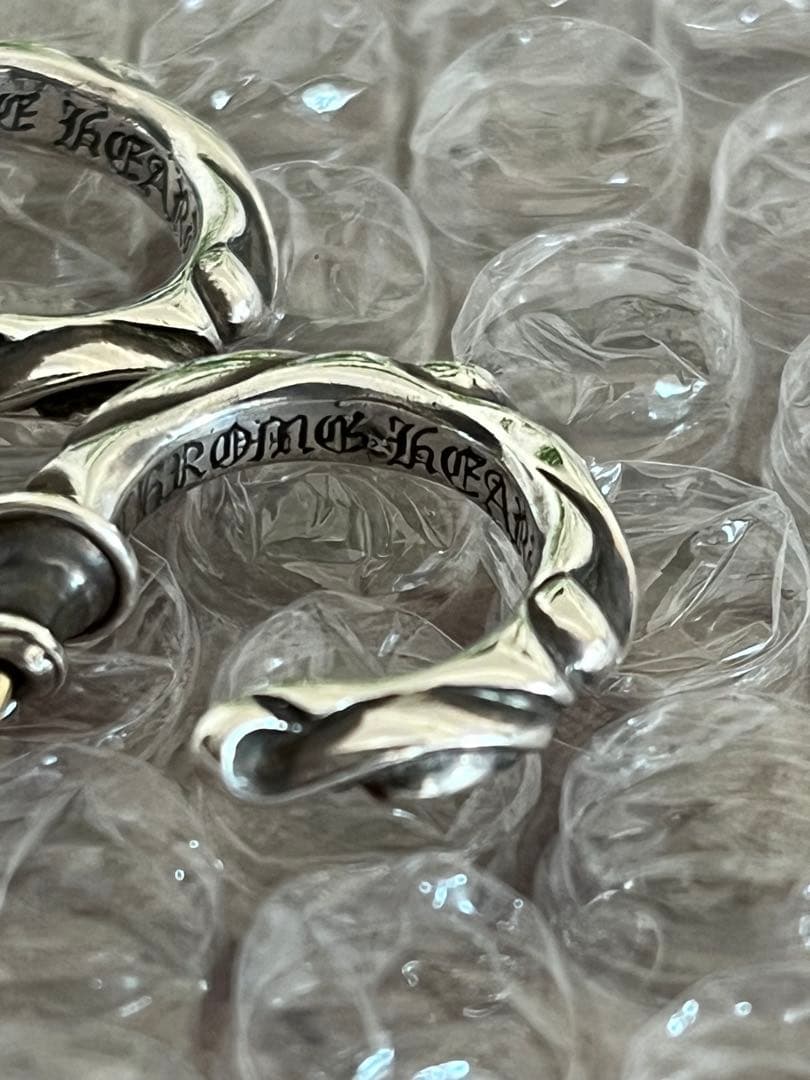 クロムハーツ　ピアス　フープスクロール