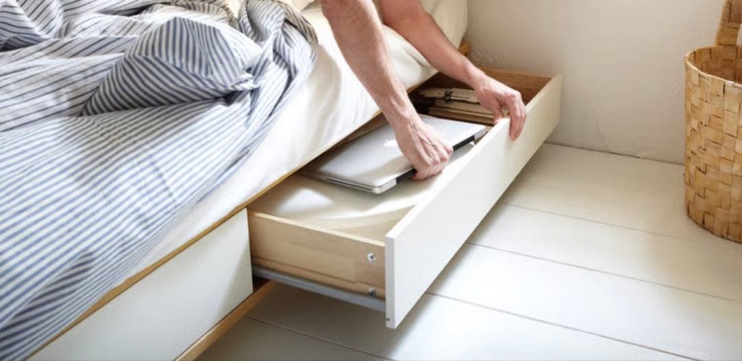 IKEA ベッドフレーム マンダール　引き出し付き