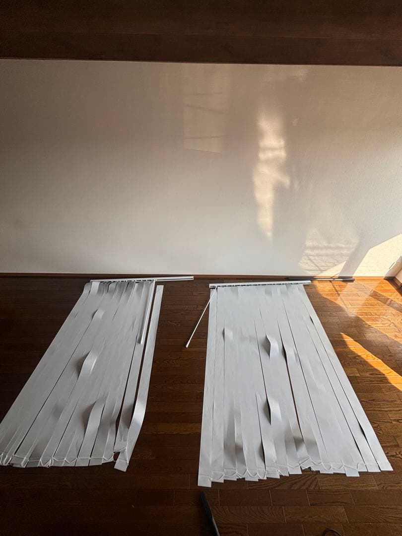 ホワイト 縦型ブラインド