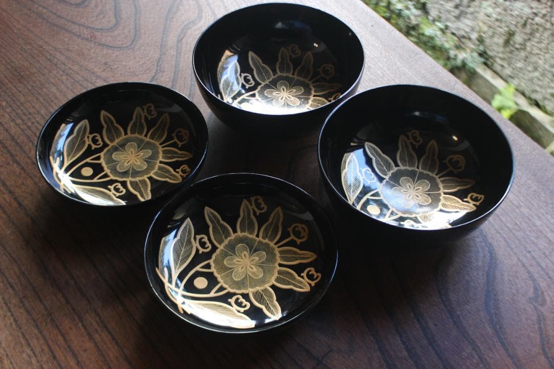 塗キズ有！優美な塗分けに極上木芙蓉蒔絵の映えるお椀2点（検輪島塗京塗雑煮椀