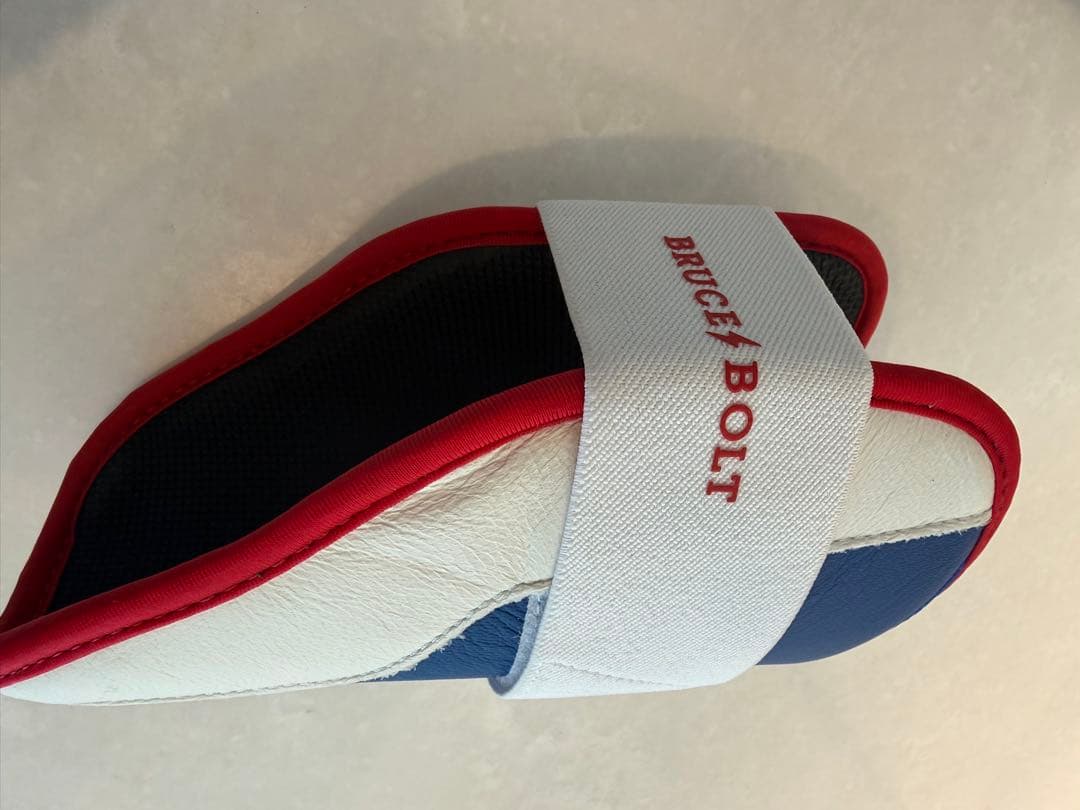 新品　エルボーガード　野球　ブルースボルト