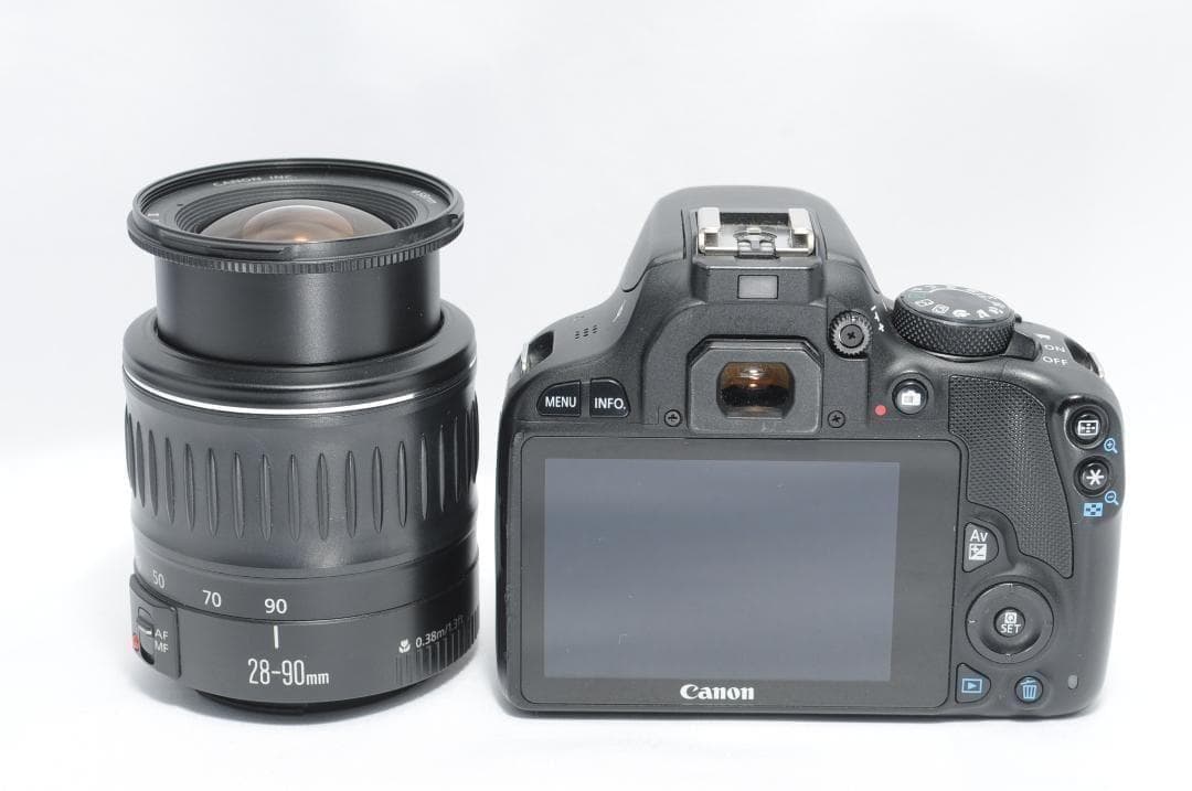 お子様を綺麗に❗️Canon Kiss X7✨小型・軽量で届いてすぐに使える