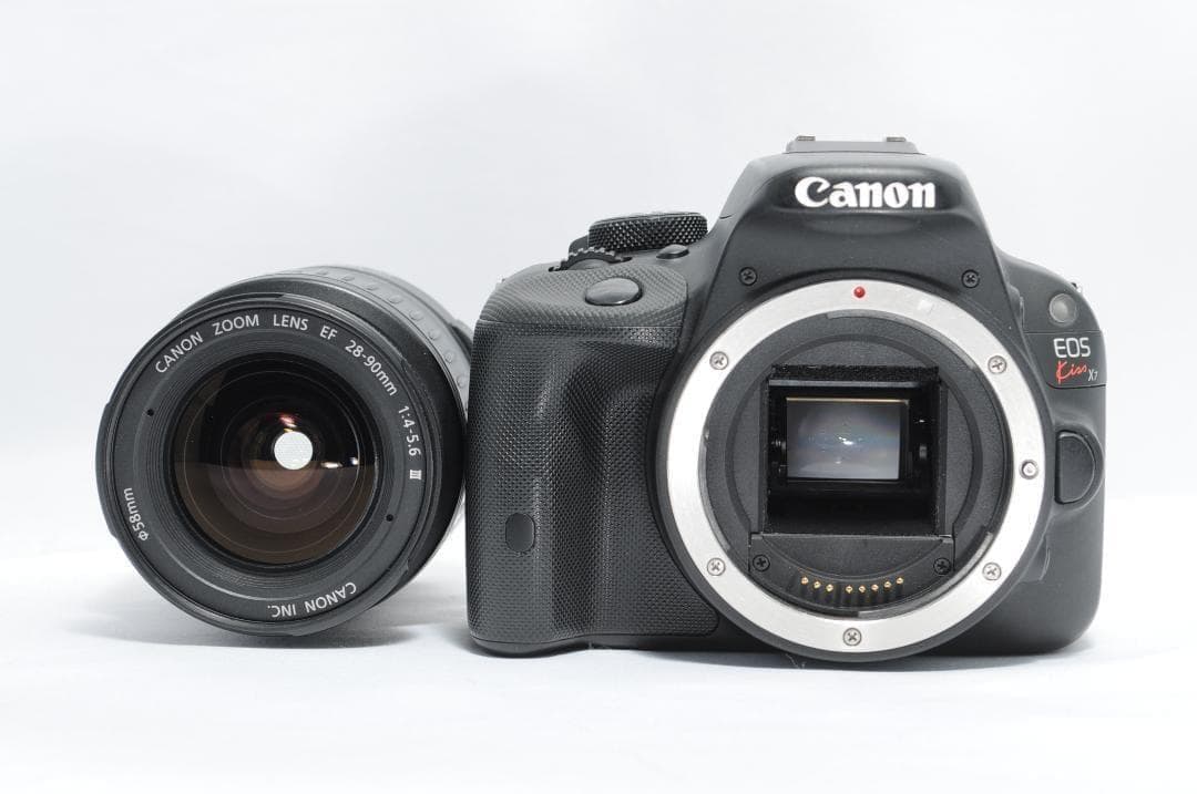 お子様を綺麗に❗️Canon Kiss X7✨小型・軽量で届いてすぐに使える