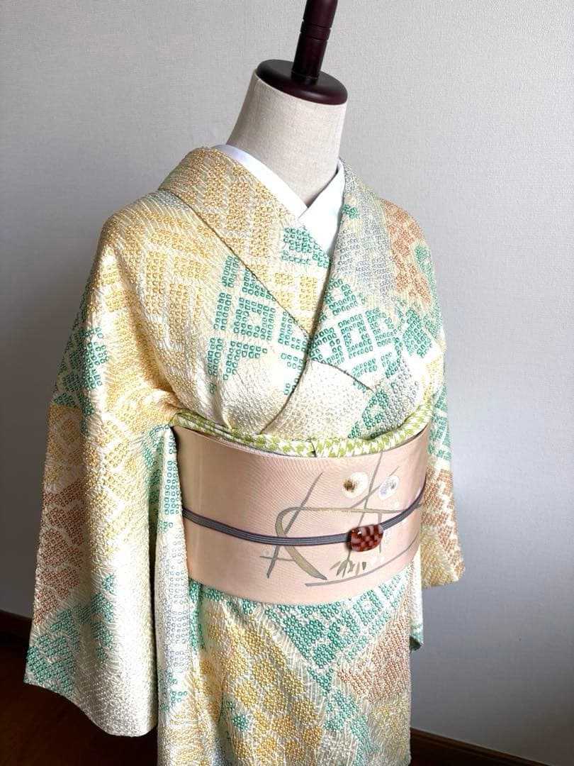 ❤️袷正絹小紋　クリームyellowの￼総絞り　　新品畳紙付き