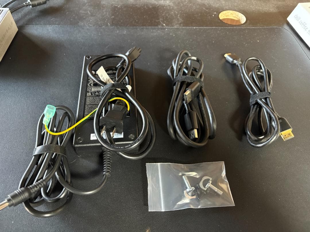 LG UltraGear 39GS95QE-B OLED湾曲ゲーミングモニター