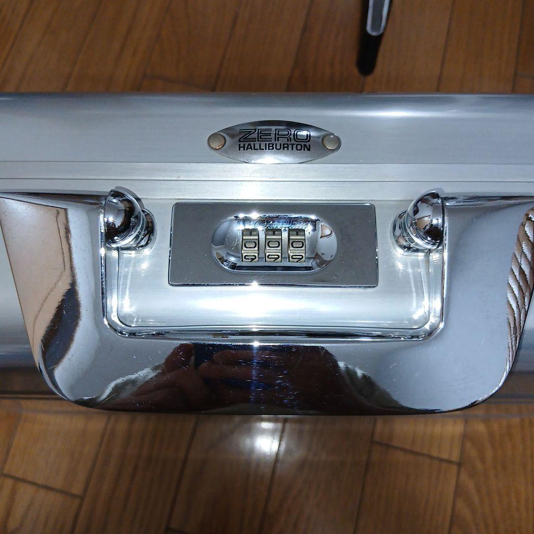 極上！超希少ZERO HALLIBURTON ゼロハリバートン Q4-PS