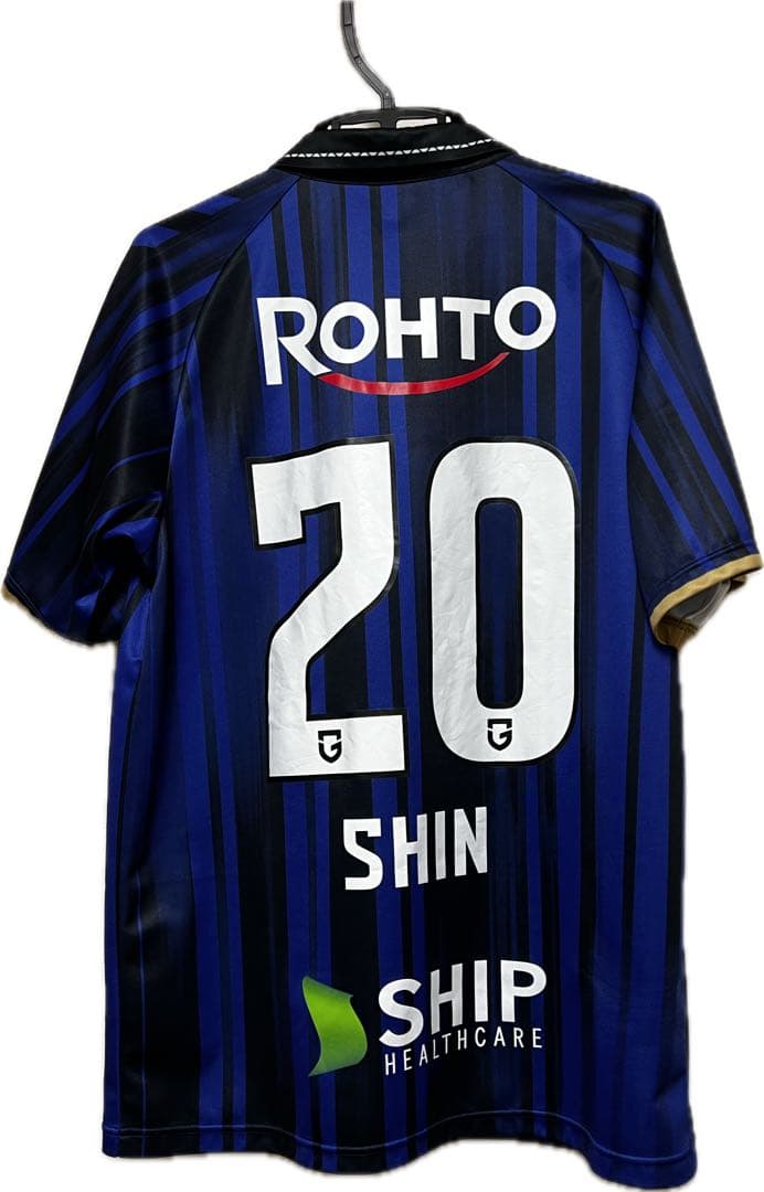 ガンバ大阪　中谷進之介 20 SHIN