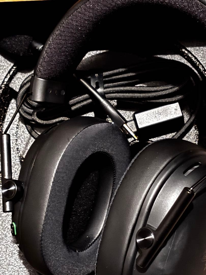 Razer BlackShark V3 ワイヤレスゲーミングヘッドセット