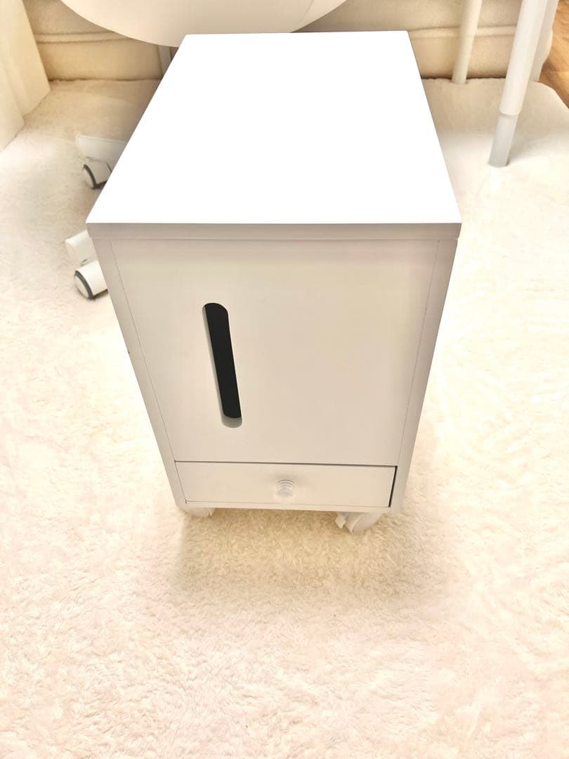 ドレッサーワゴン キャスター付きコスメワゴン　ホワイト　メイク道具収納　大容量