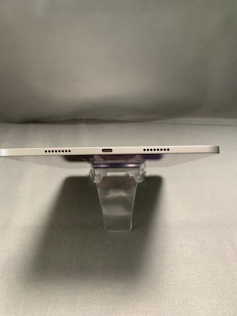 美品　Wi-Fi版　iPad Pro 11インチ 第4世代(M2)　256GB