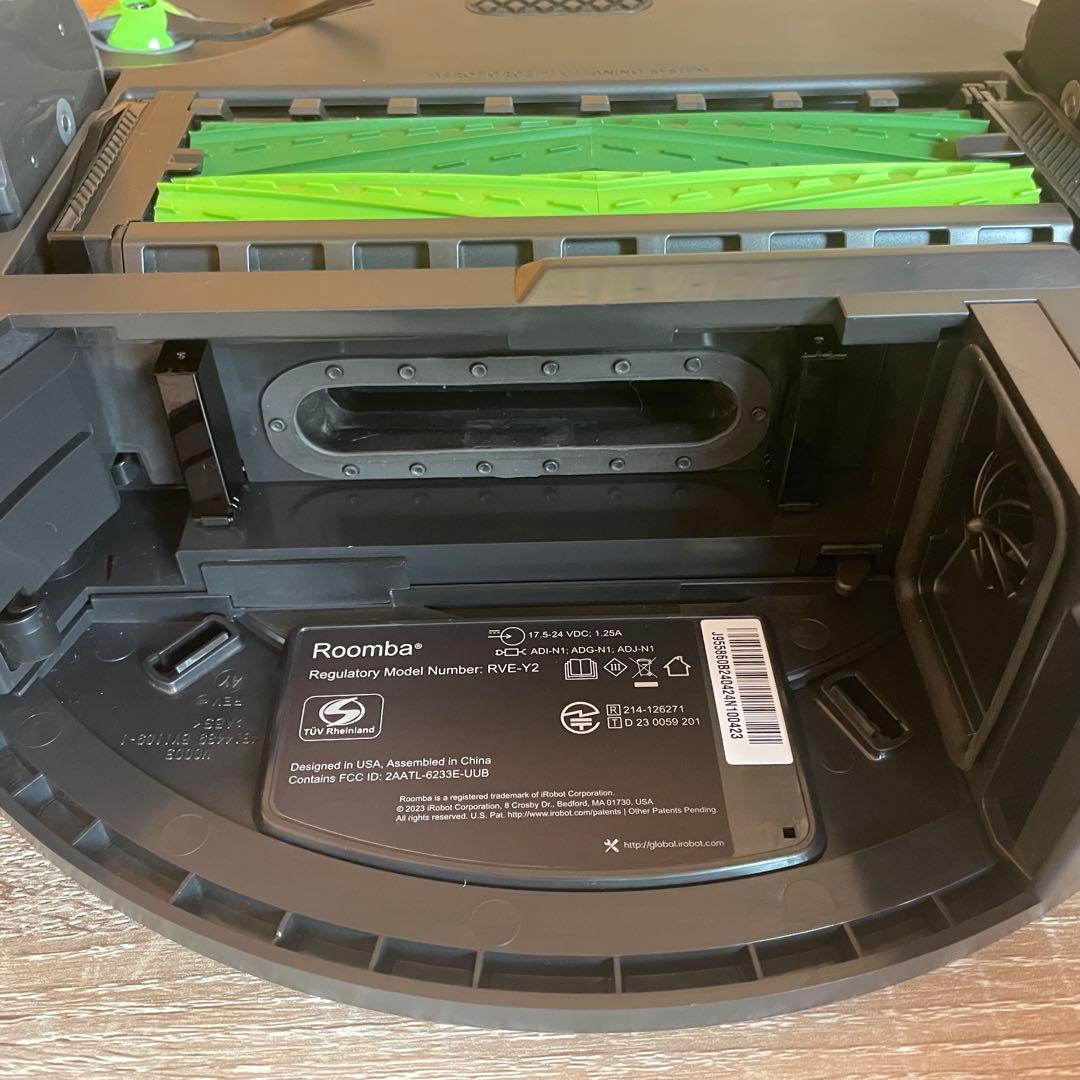 【美品】iRobot ルンバ　J9+ クリーンベース付