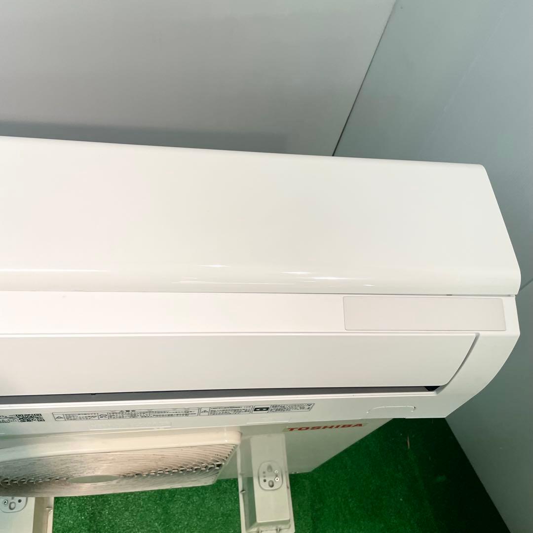 高年式2022年 東芝 ルームエアコン RAS-J221M 6畳