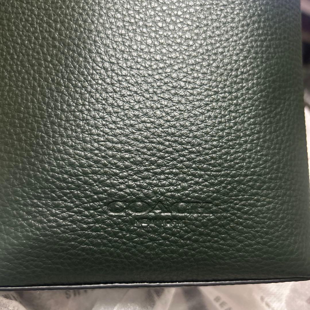 新品　コーチレザー スマホバック　ショルダーバッグ　携帯ポーチ